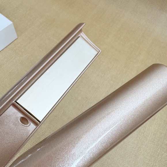 TYME Iron Pro Curling & Flat Iron Duo All-in-One Styling Tool in Rose Gold - Picture 11 of 14